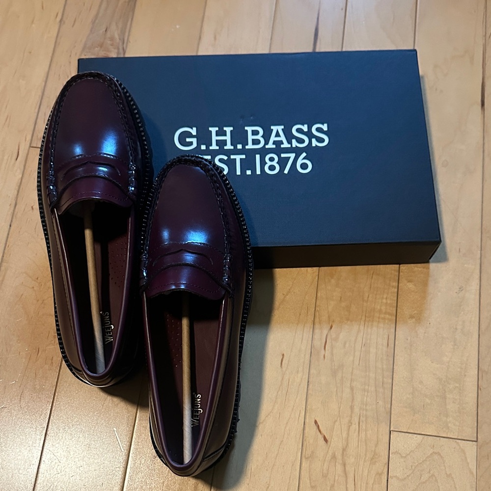 Women’s Whitney super lug Loafers - Picture 2 of 6